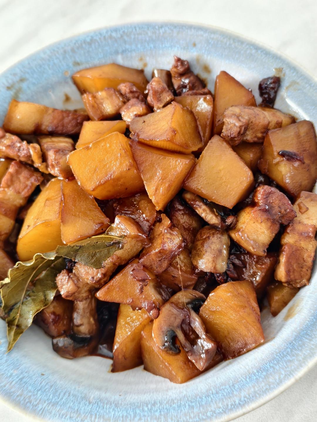 不焯水不放油的家常红烧肉