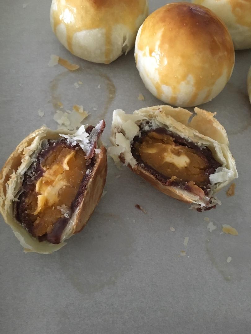 酥到掉渣的蛋黄酥（黄油版）