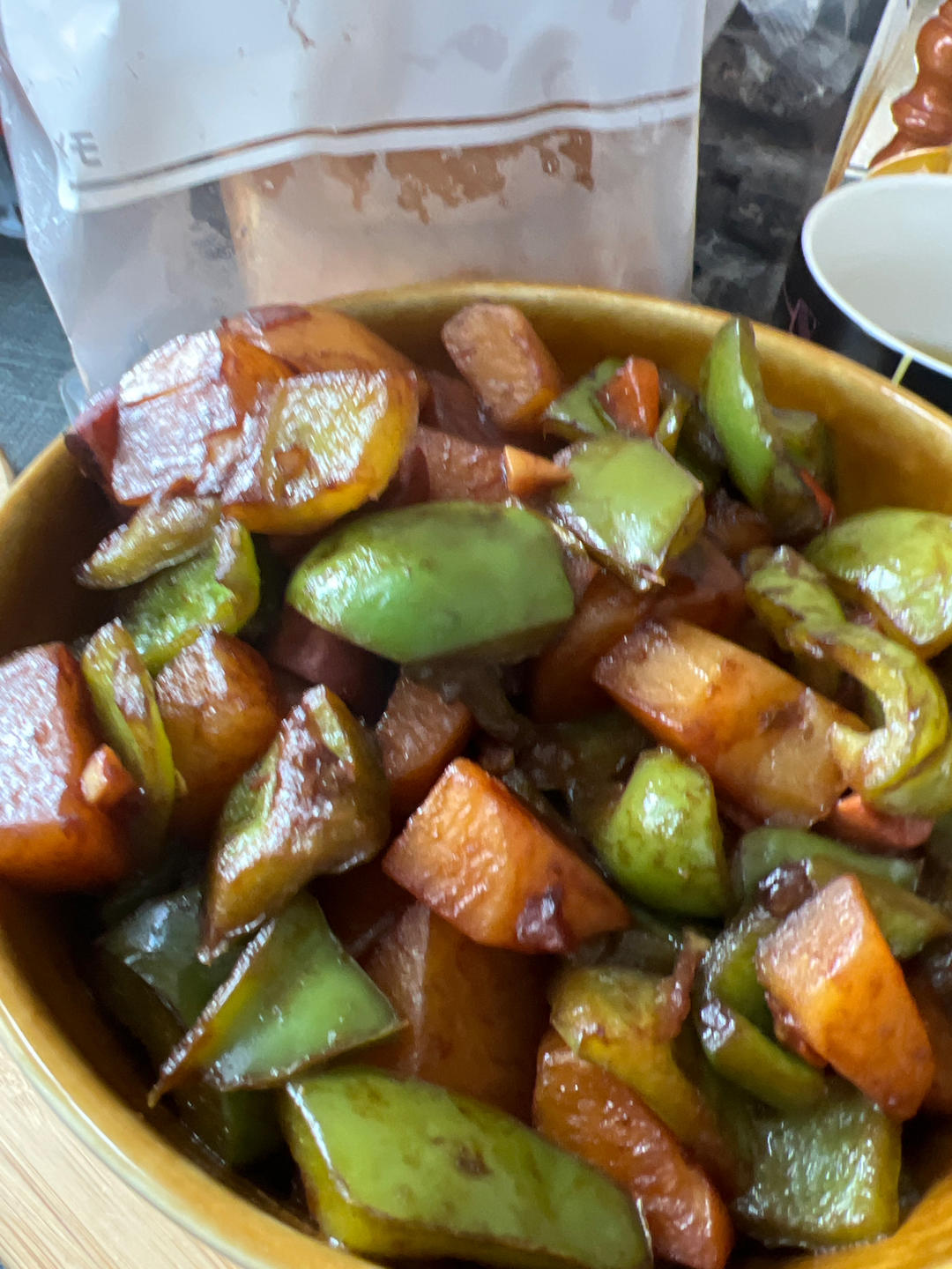 土豆片炒火腿肠
