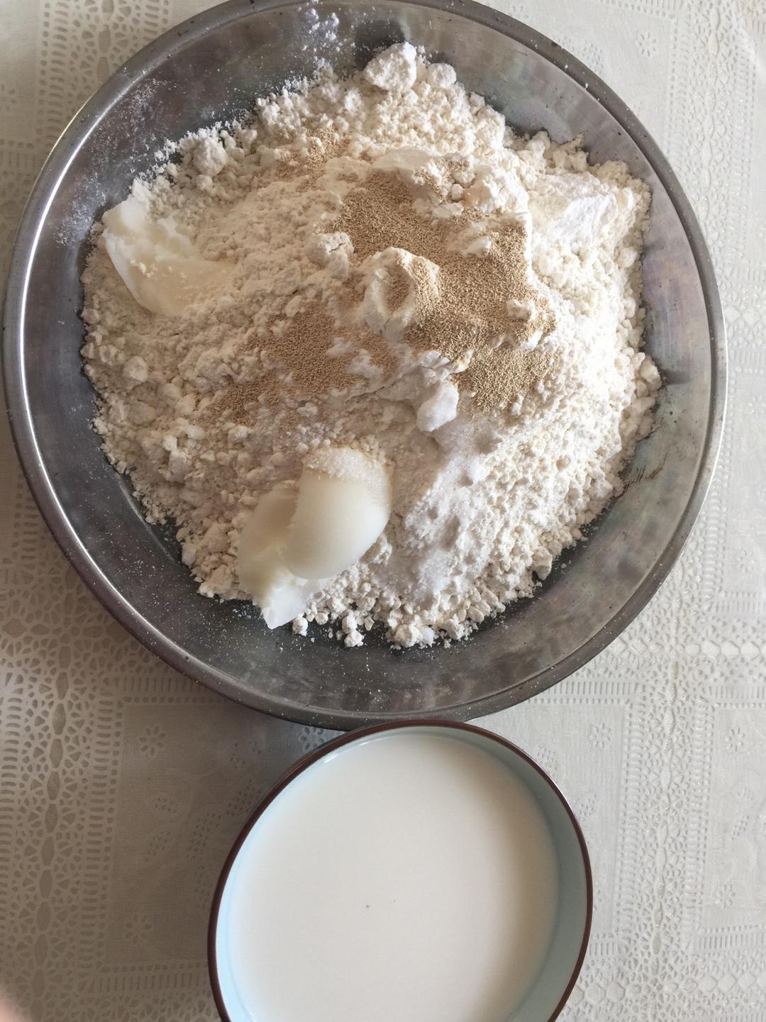 纯奶手撕吐司的做法 步骤1