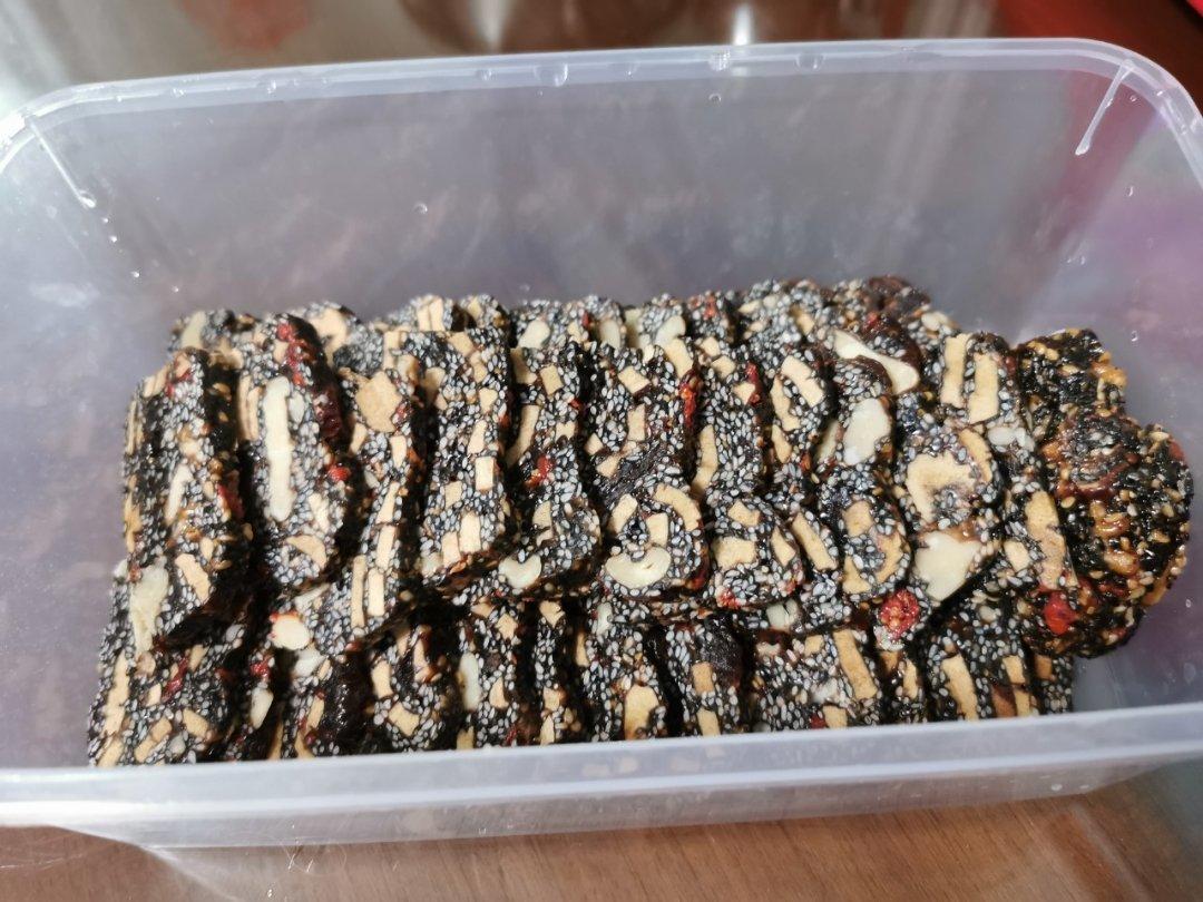 早餐店炸油饼的方法原来这么简单 外酥里软 全家人都爱吃 附细节视频详解