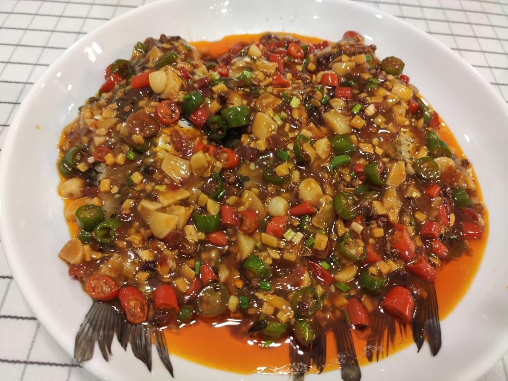 双椒鲫鱼