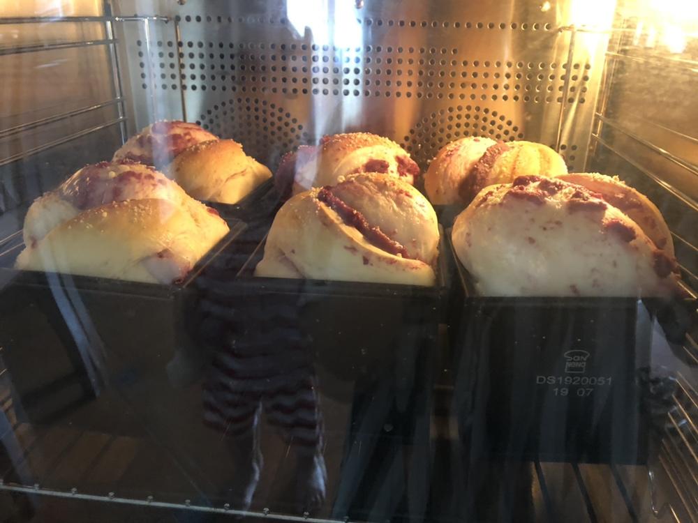 香芋牛奶手撕方包