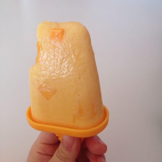 柠檬树88做的原汁原味芒果冰棒