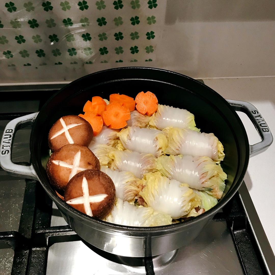 Staub珐琅铸铁锅的开锅+养成