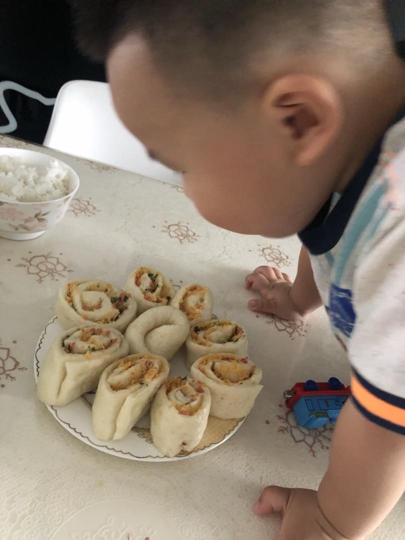 肉松葱花火腿花卷（小宝版）