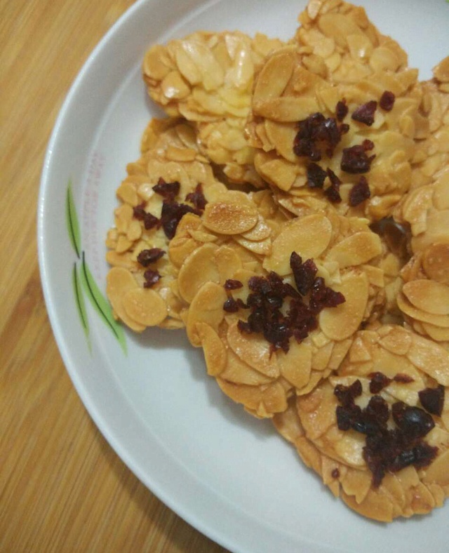 Pierre Herme的杏仁瓦片