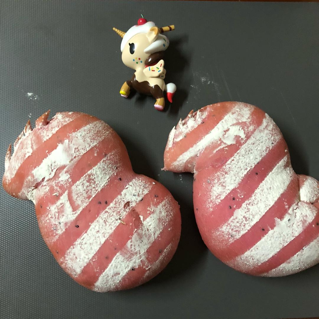 火龙果麻薯软欧