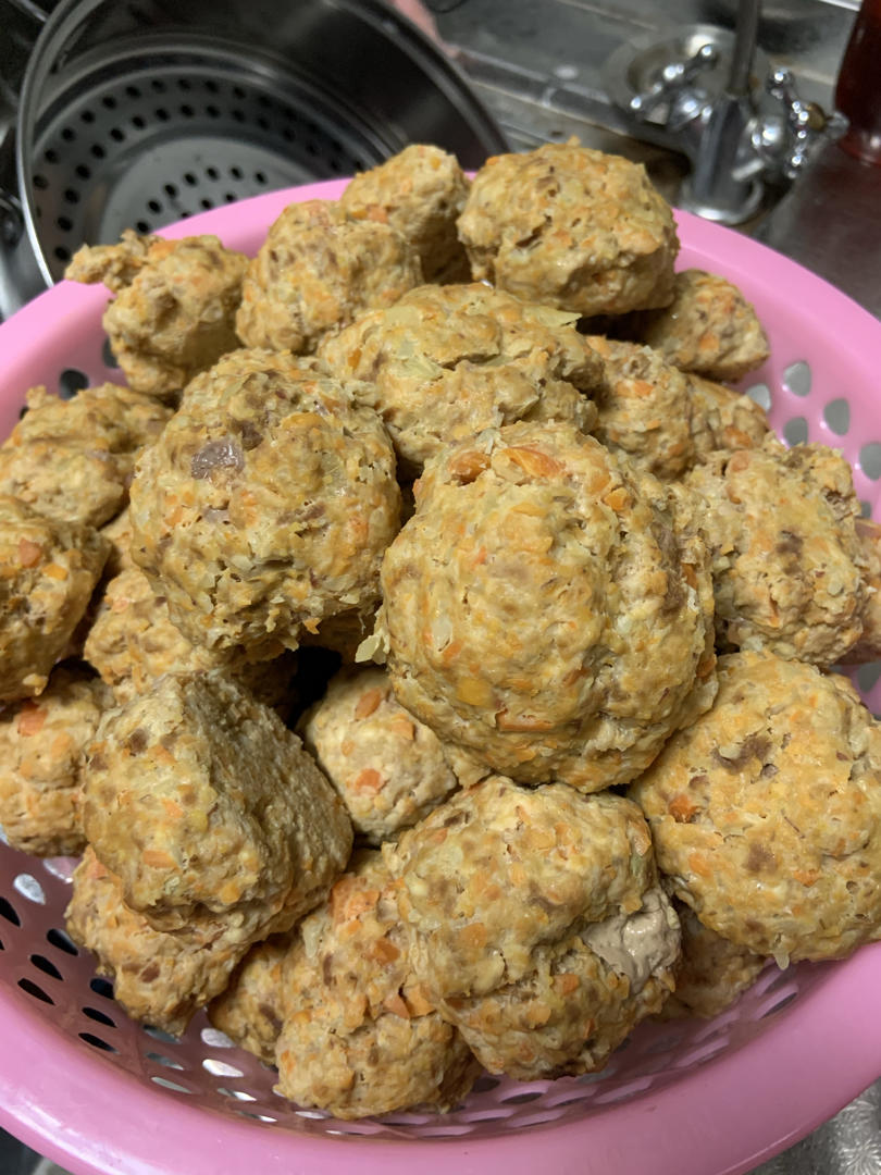 狗狗食谱——美味营养的窝窝头