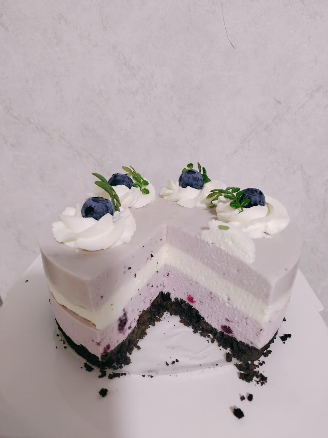 渐变蓝莓慕斯蛋糕🎂