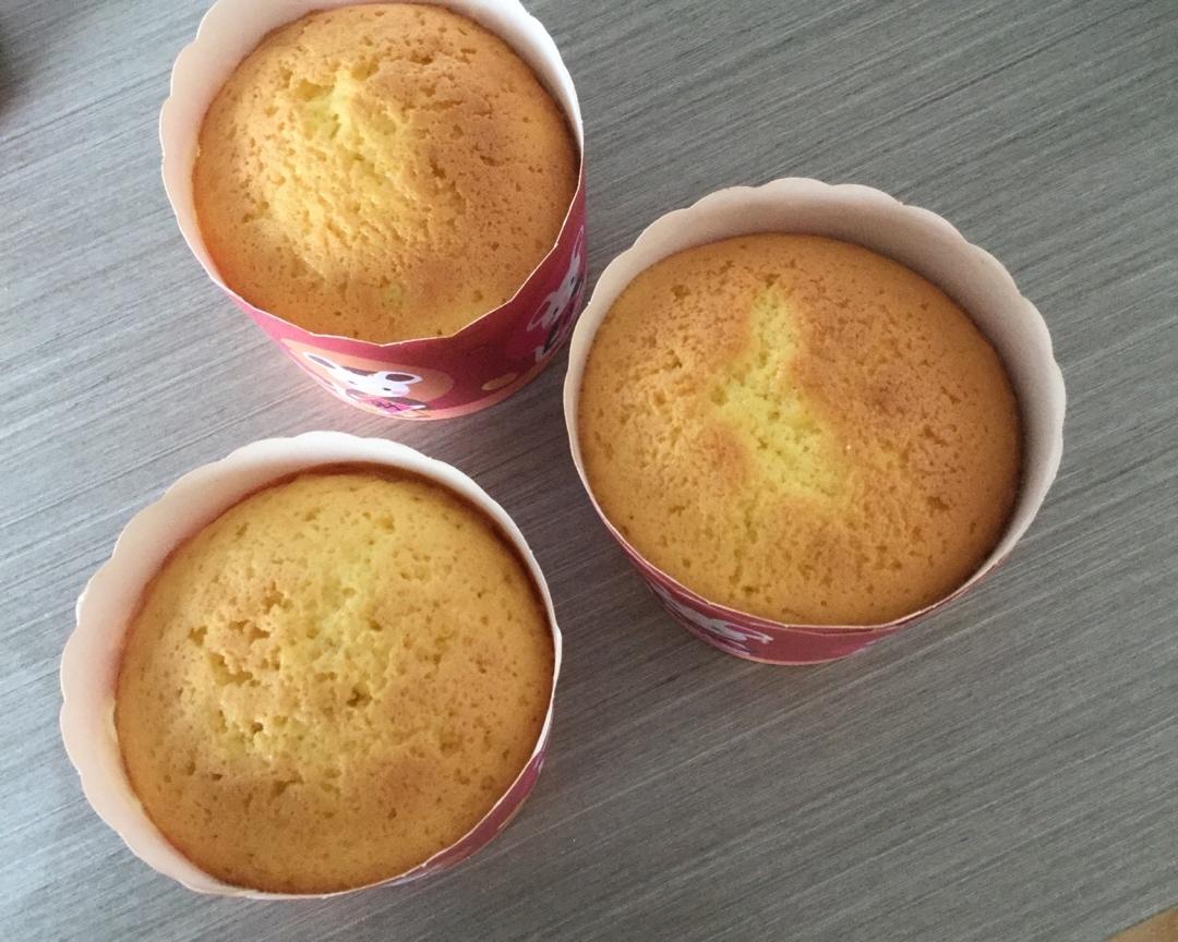 奇葩牌蛋糕（材料很随意！）(>^ω^<)