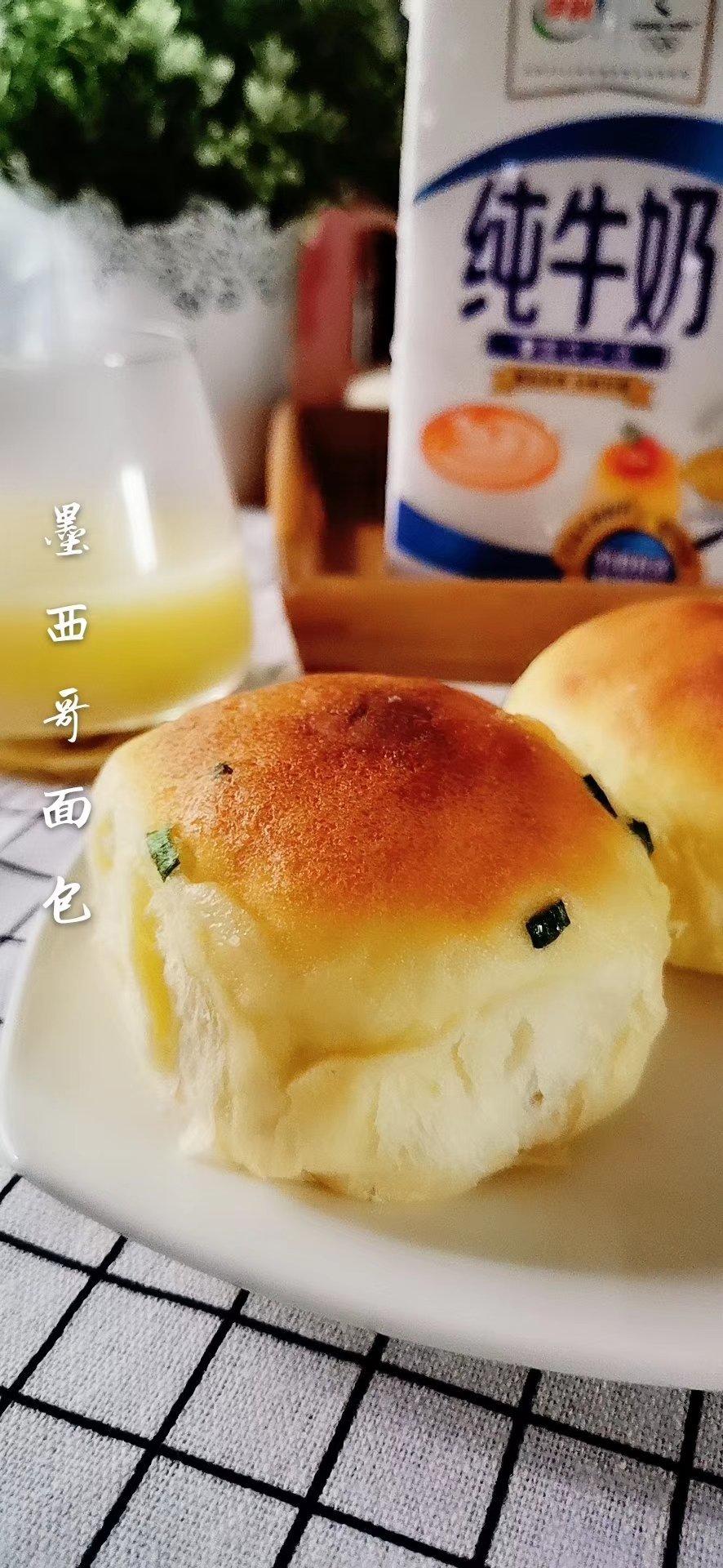 葱香肉松墨西哥面包（波兰种+烫种）