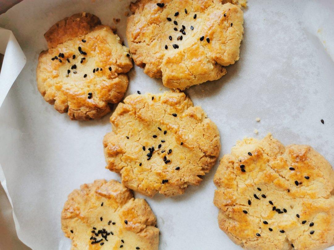 轻轻一按就碎掉的原味桃酥（不输猪油版）