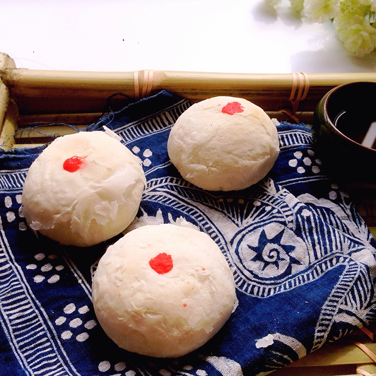白酥皮云腿月饼