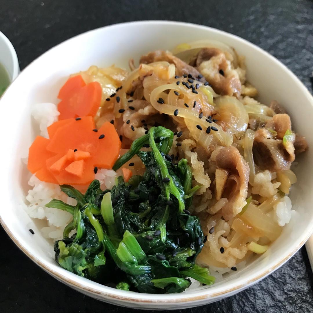 肥牛饭