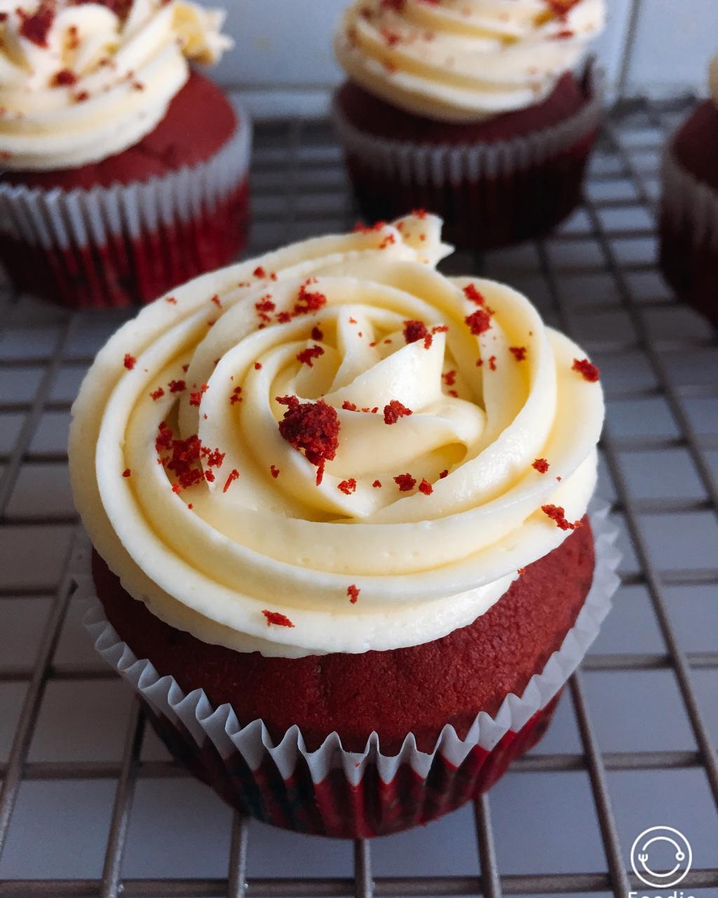 传统红丝绒杯子蛋糕（极软无泡打粉）Red velvet cupcake