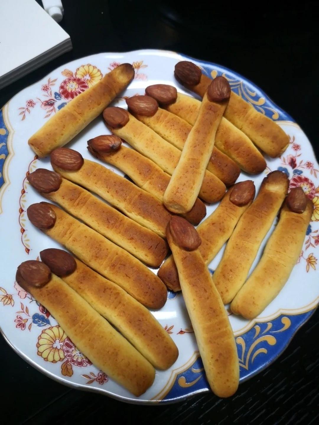 女巫手指饼干最简单快手的做法，超级酥脆！万圣节卖萌版