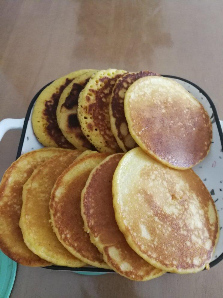 奶香玉米面饼