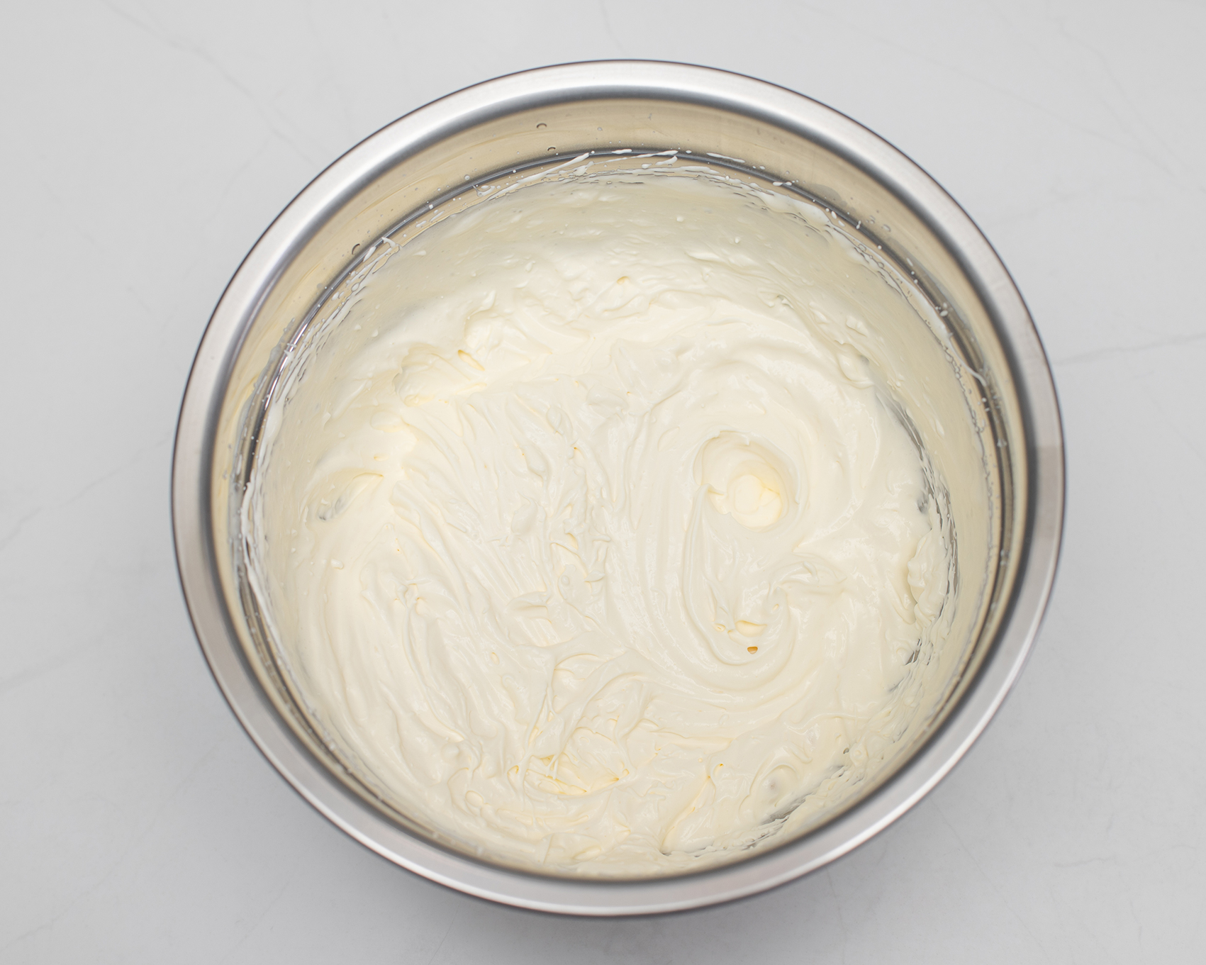 百吃不腻的：奥利奥咸奶油蛋糕卷！的做法 步骤15