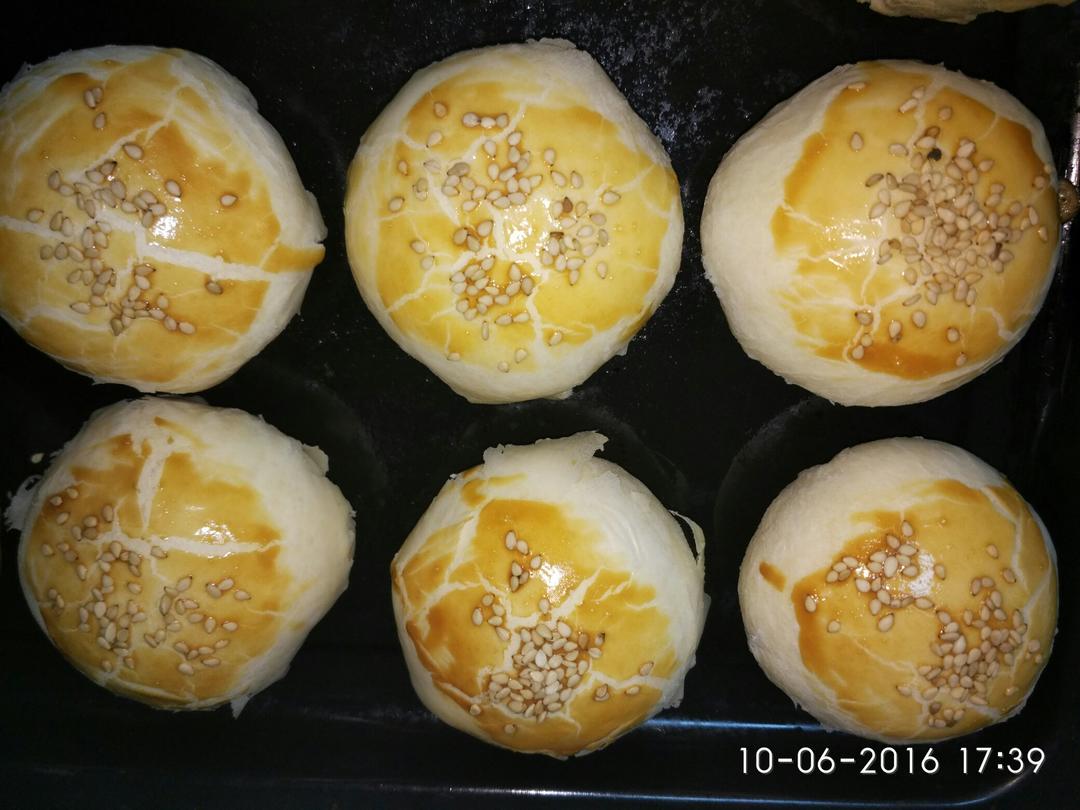 奶黄馅蛋黄酥的做法
