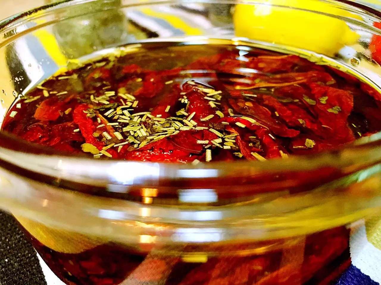 橄榄油渍番茄干（串果）的做法
