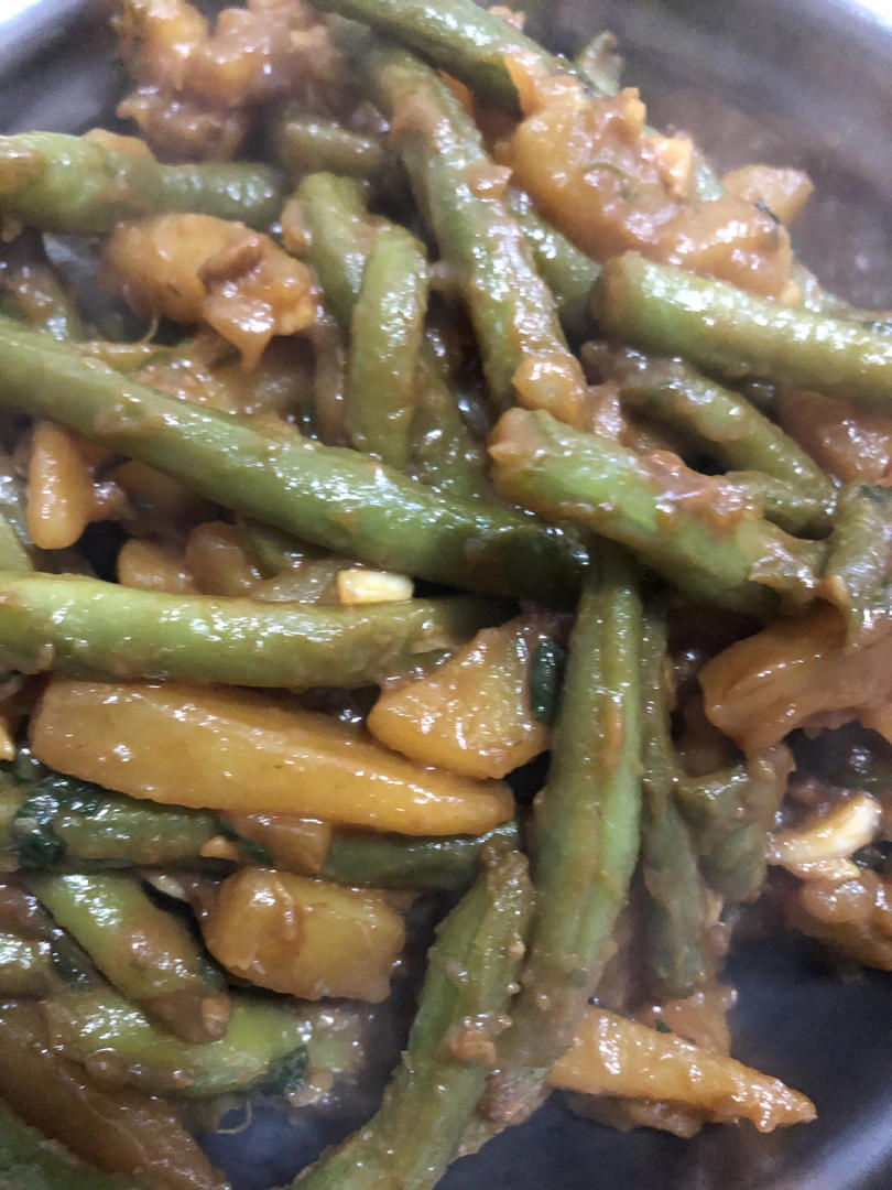 下饭神器❤️ 必须多备几碗米哦！！土豆烧豆角