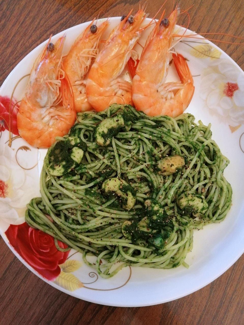 健康低卡吃意面——菠菜意大利面