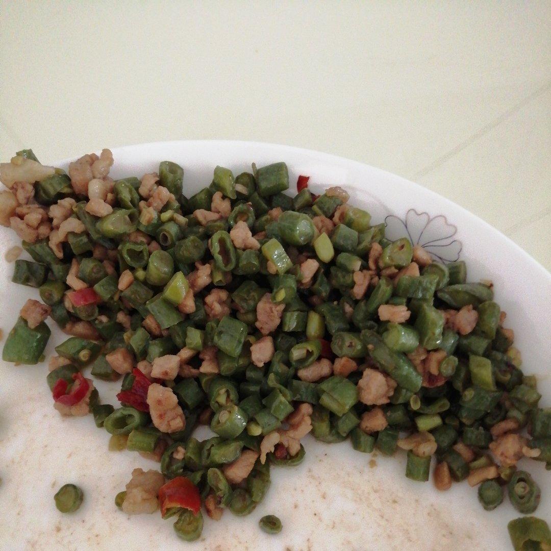 肉沫豆角下饭菜