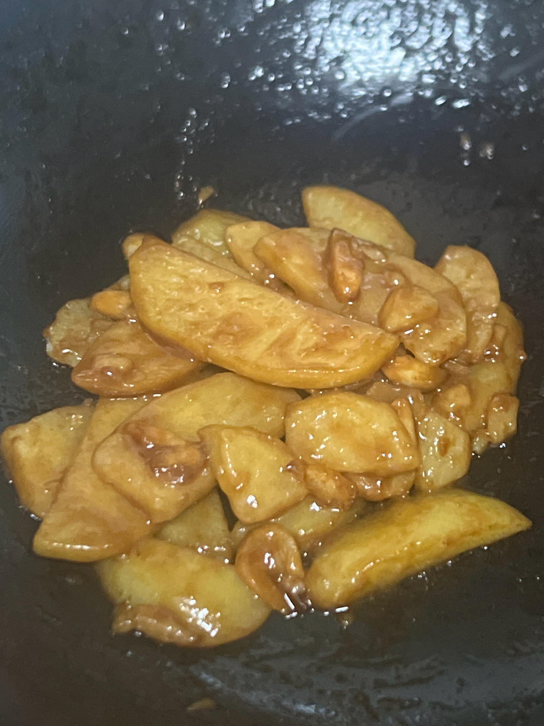 🔥巨下饭，软糯入味！比肉还好吃的红烧土豆