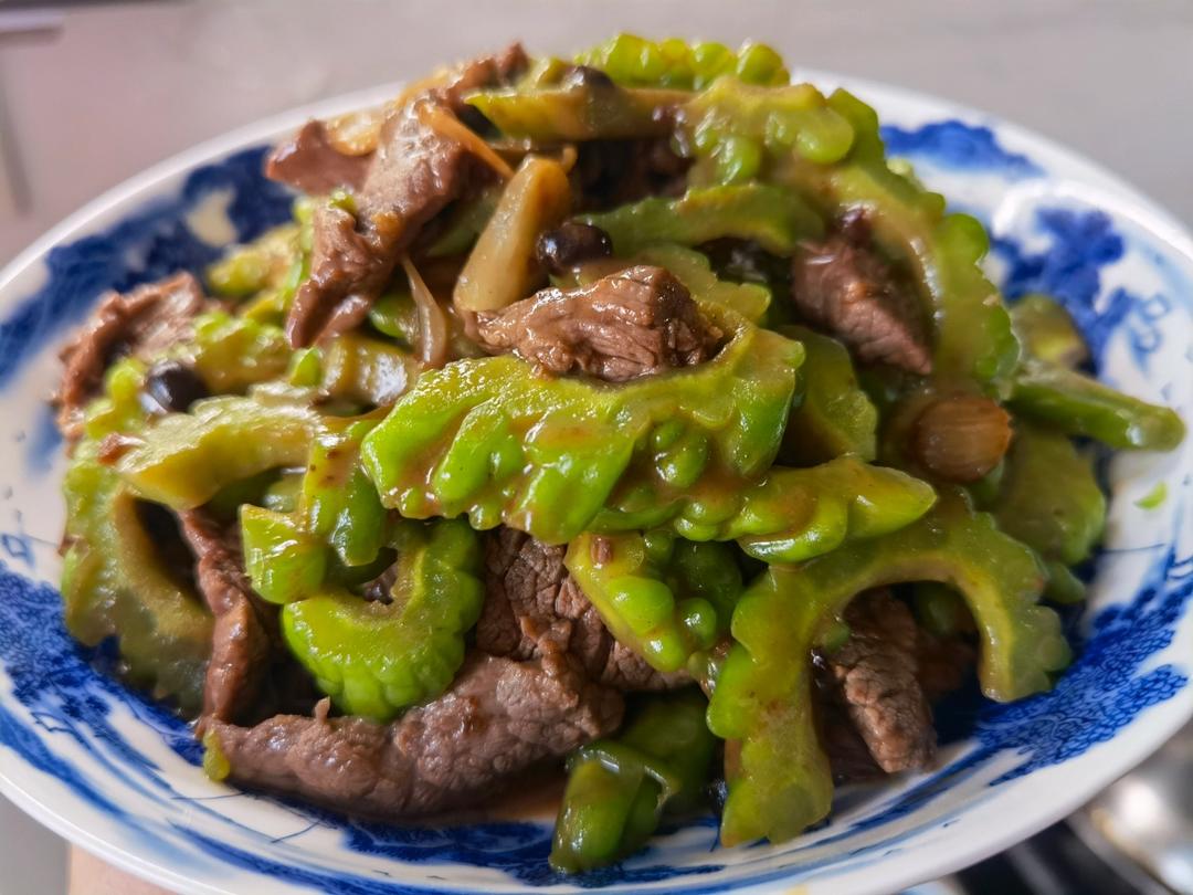 耗油苦瓜炒牛肉