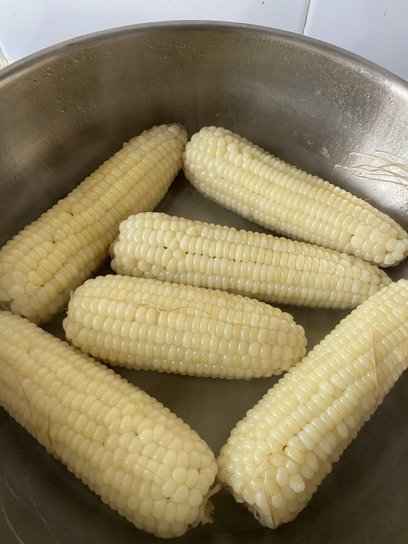 原滋原味的煮玉米