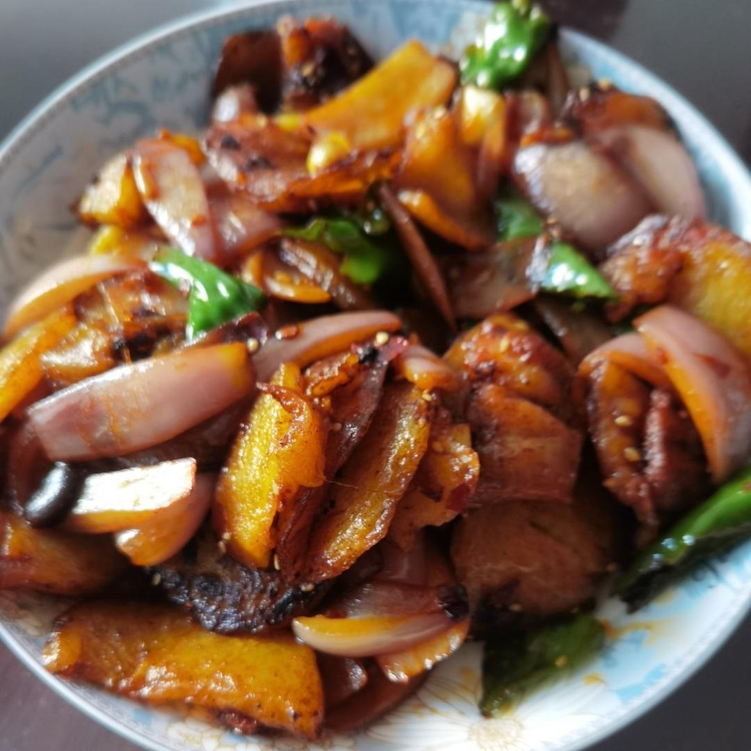 干锅土豆片，好吃又解馋！