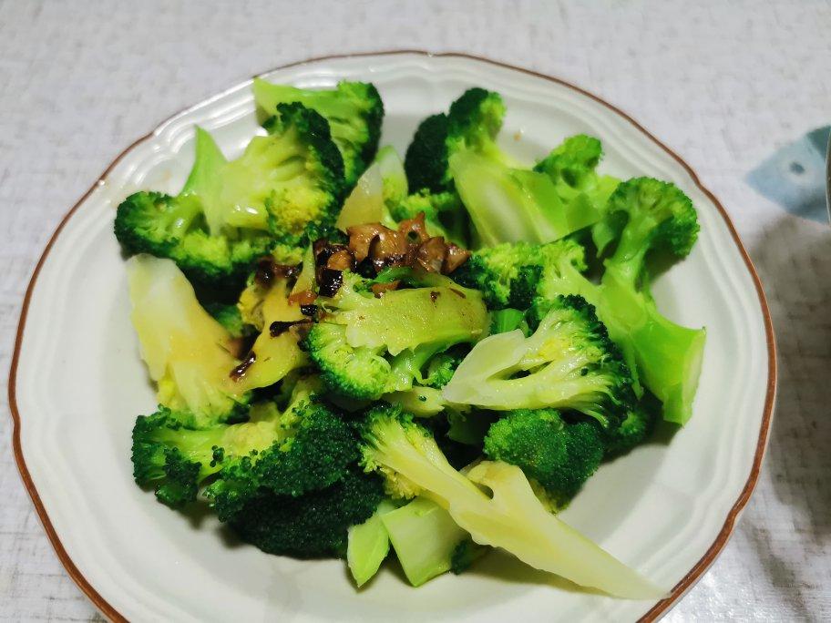 蚝油蒜蓉西兰花