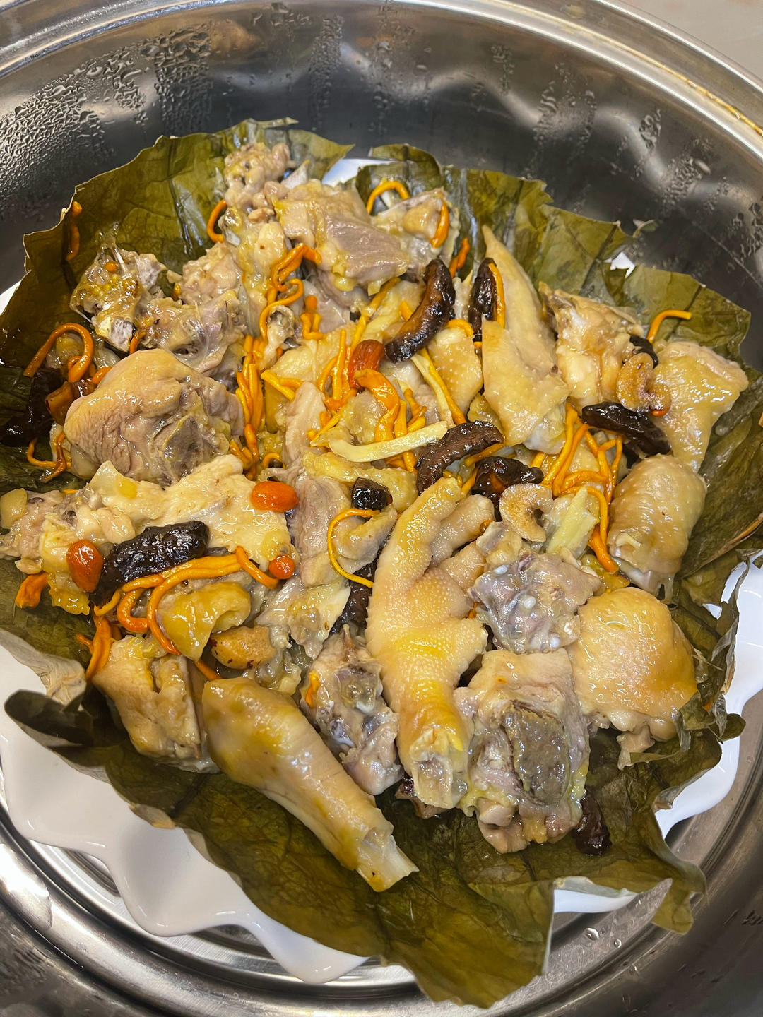 清甜甘香荷叶蒸鸡