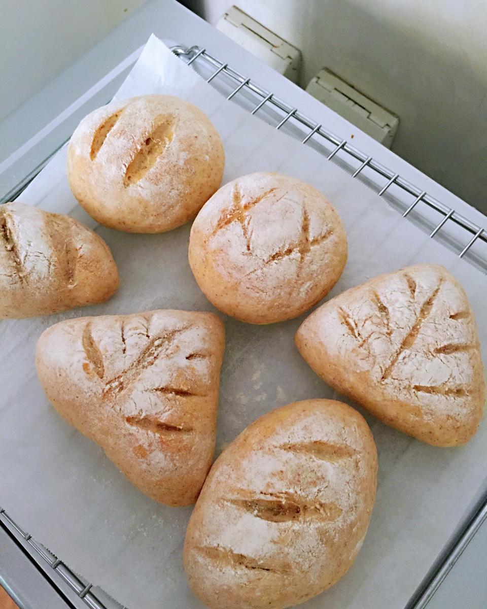 紫薯奶酪软欧包