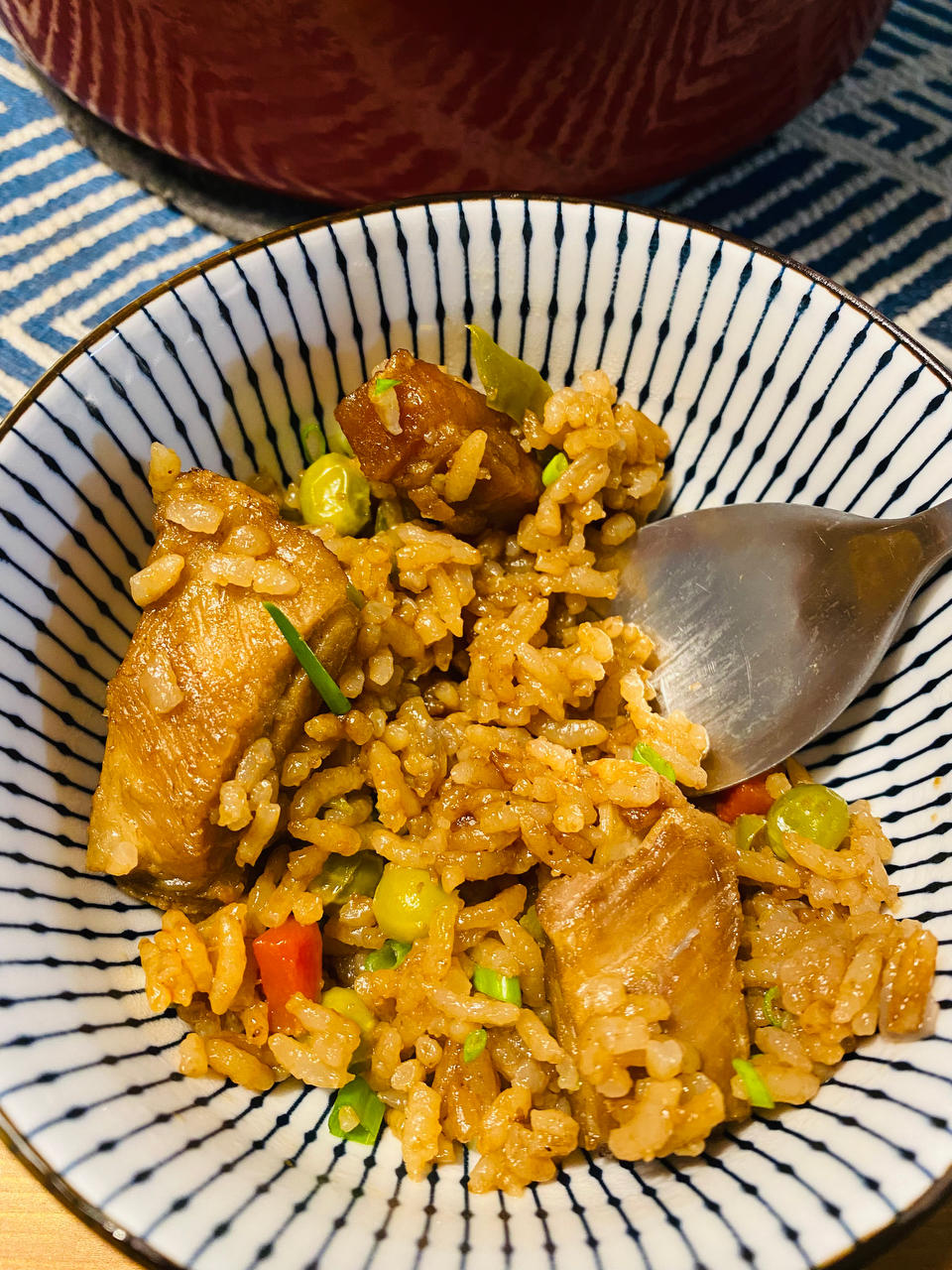 【排骨焖饭】