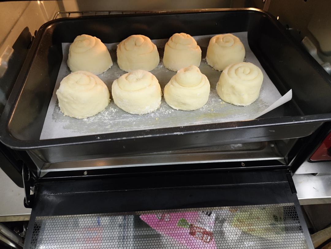 脆底蜂蜜小面包