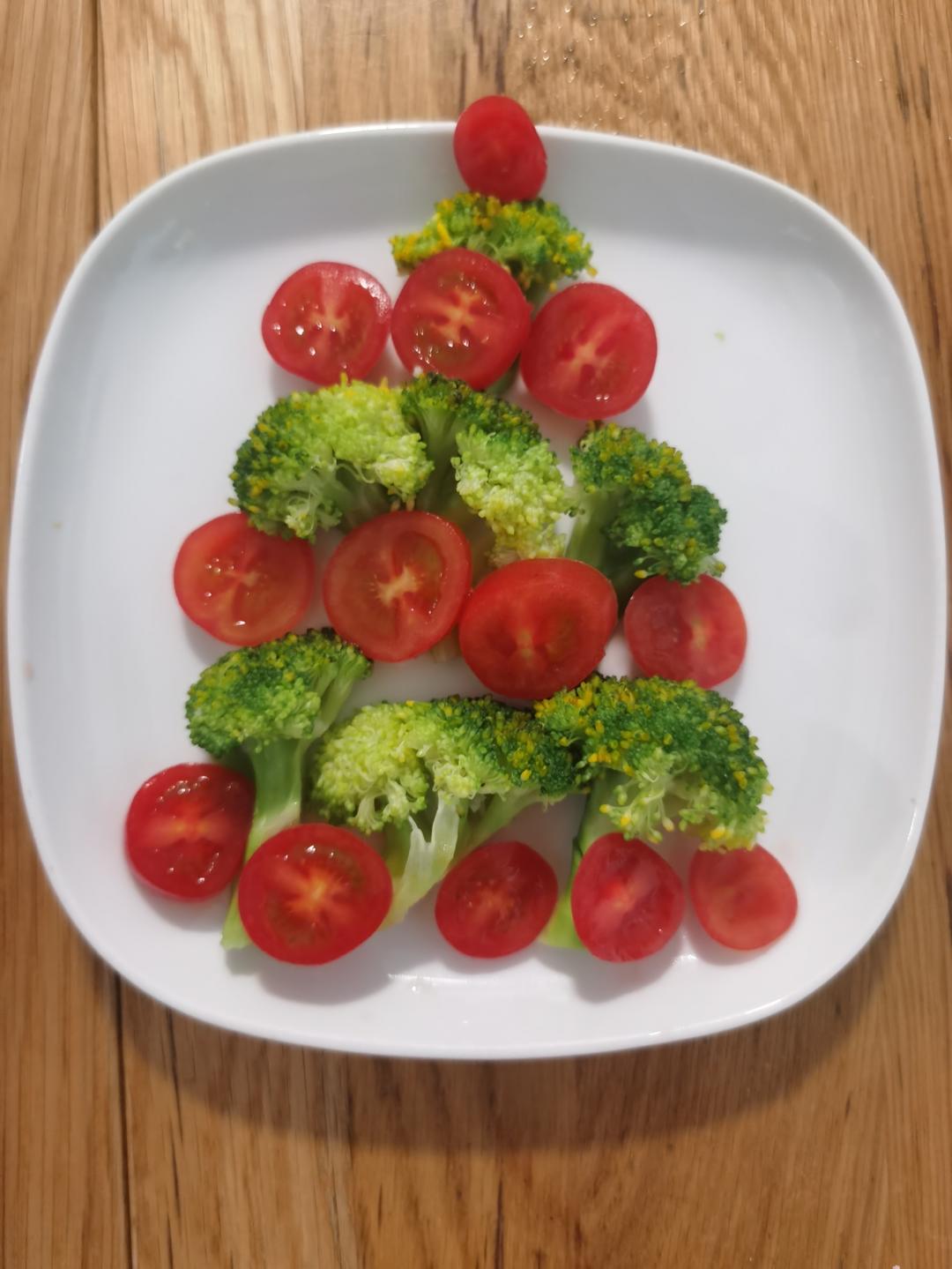 十二款圣诞树造型拼盘