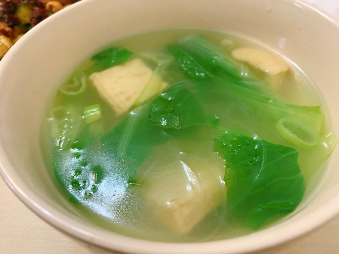 白菜丸子粉丝汤