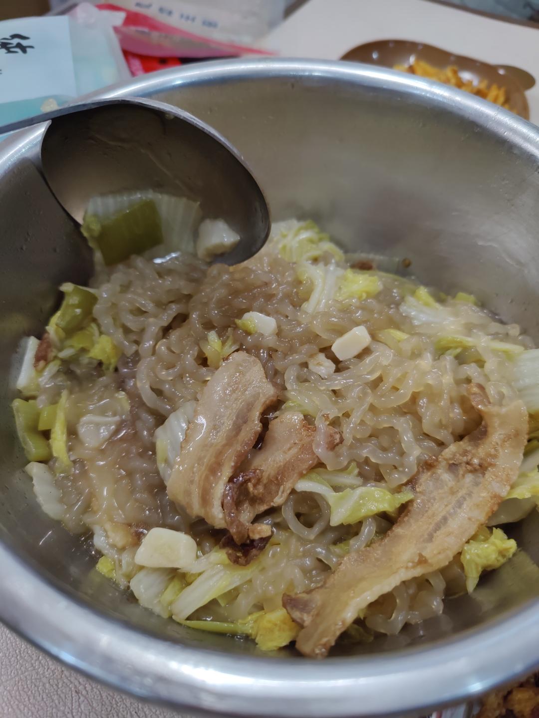 大白菜五花肉炖粉条