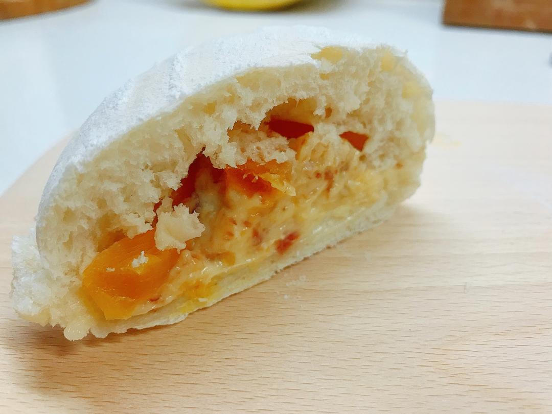 芒果奶酪白面包