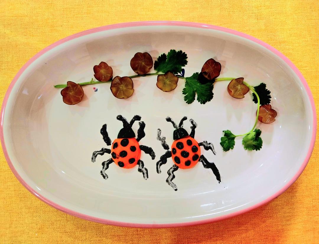 快乐瓢虫（水果拼盘餐盘画）