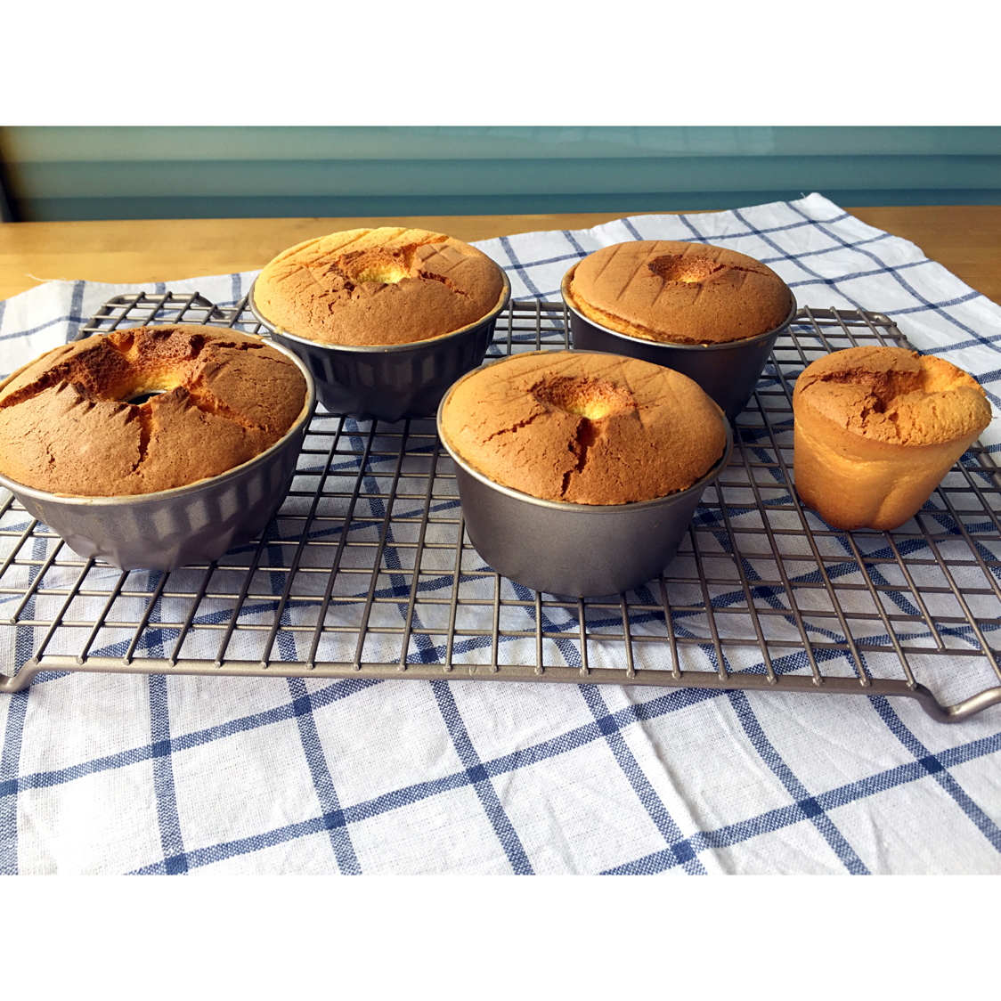 青井老师的原味戚风