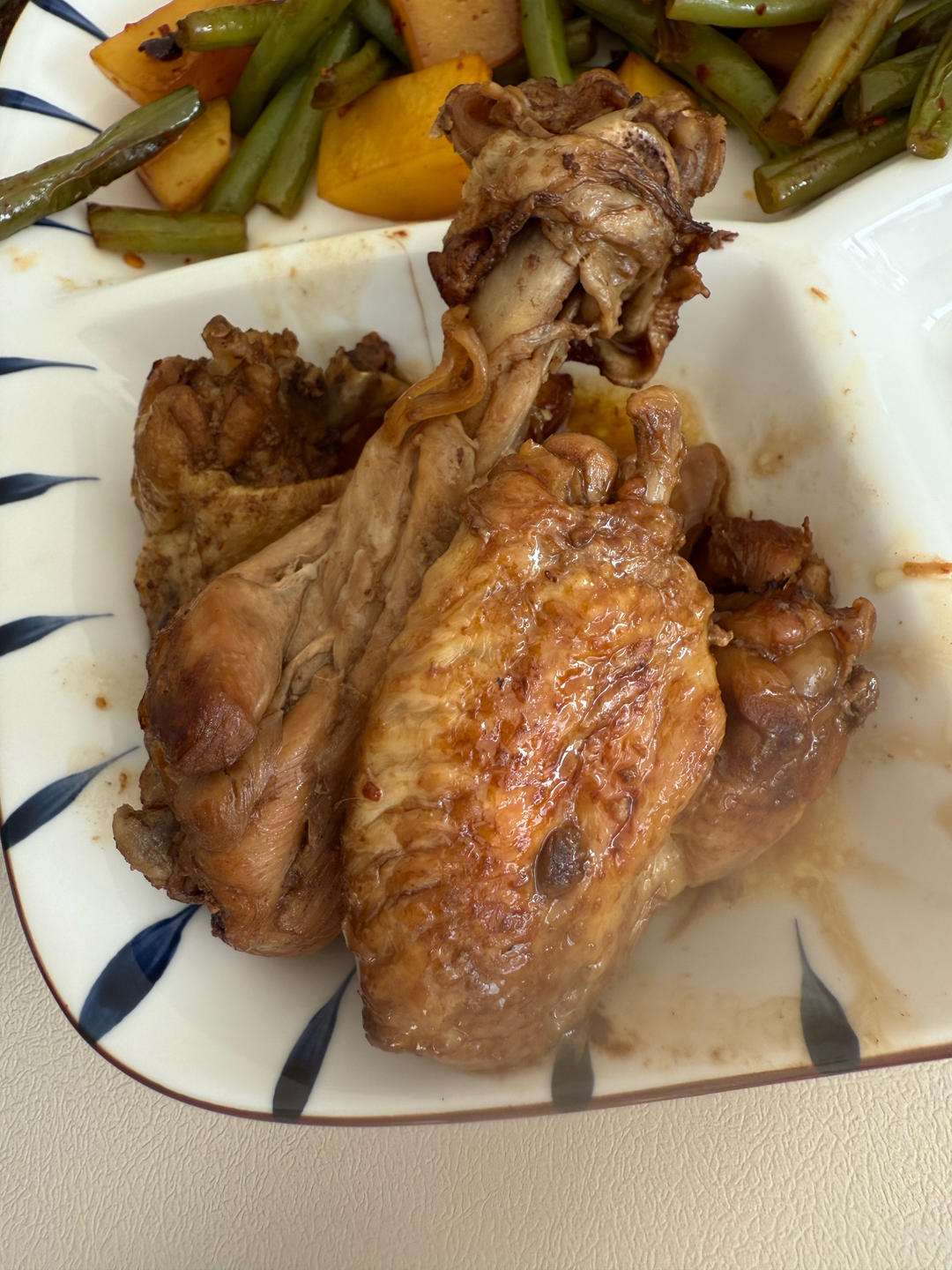 厨师长教你：“可乐鸡翅”的家常做法，味道鲜嫩可口，先收藏起来