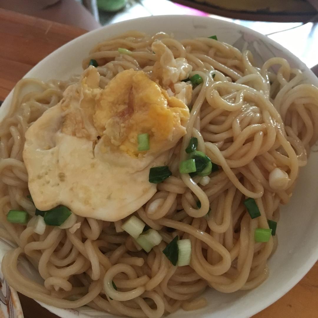 简单小葱油泼面