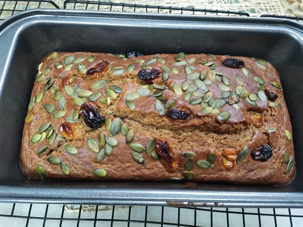 简易版香蕉核桃蛋糕