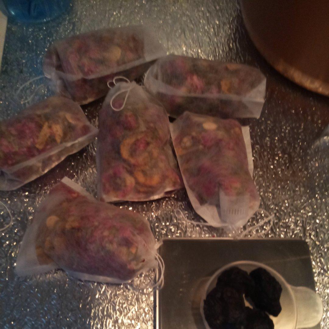 【酸梅汤】最正宗的古法酸梅汤，是烟熏味的