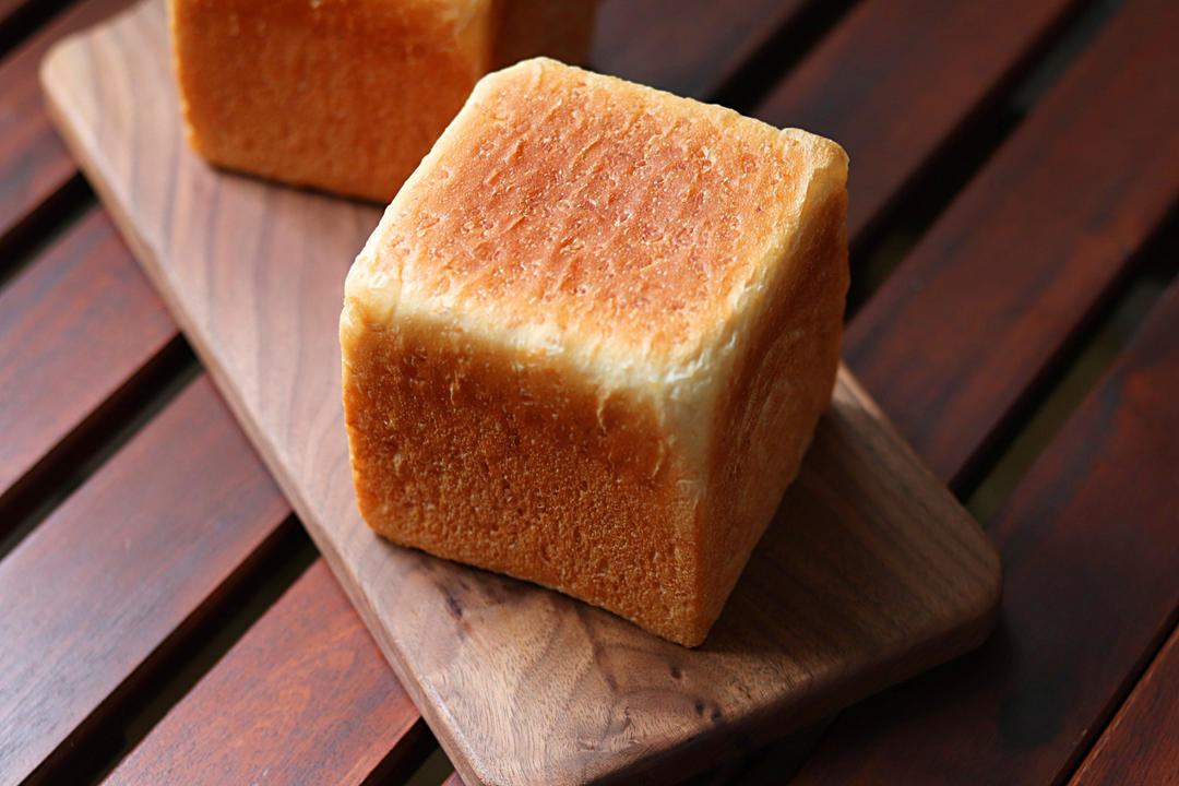 口感绵软の燕麦果香小吐司