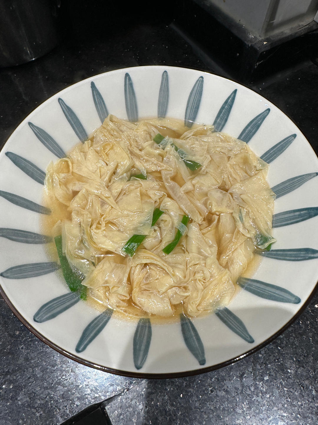 不用厨艺的尖椒干豆腐