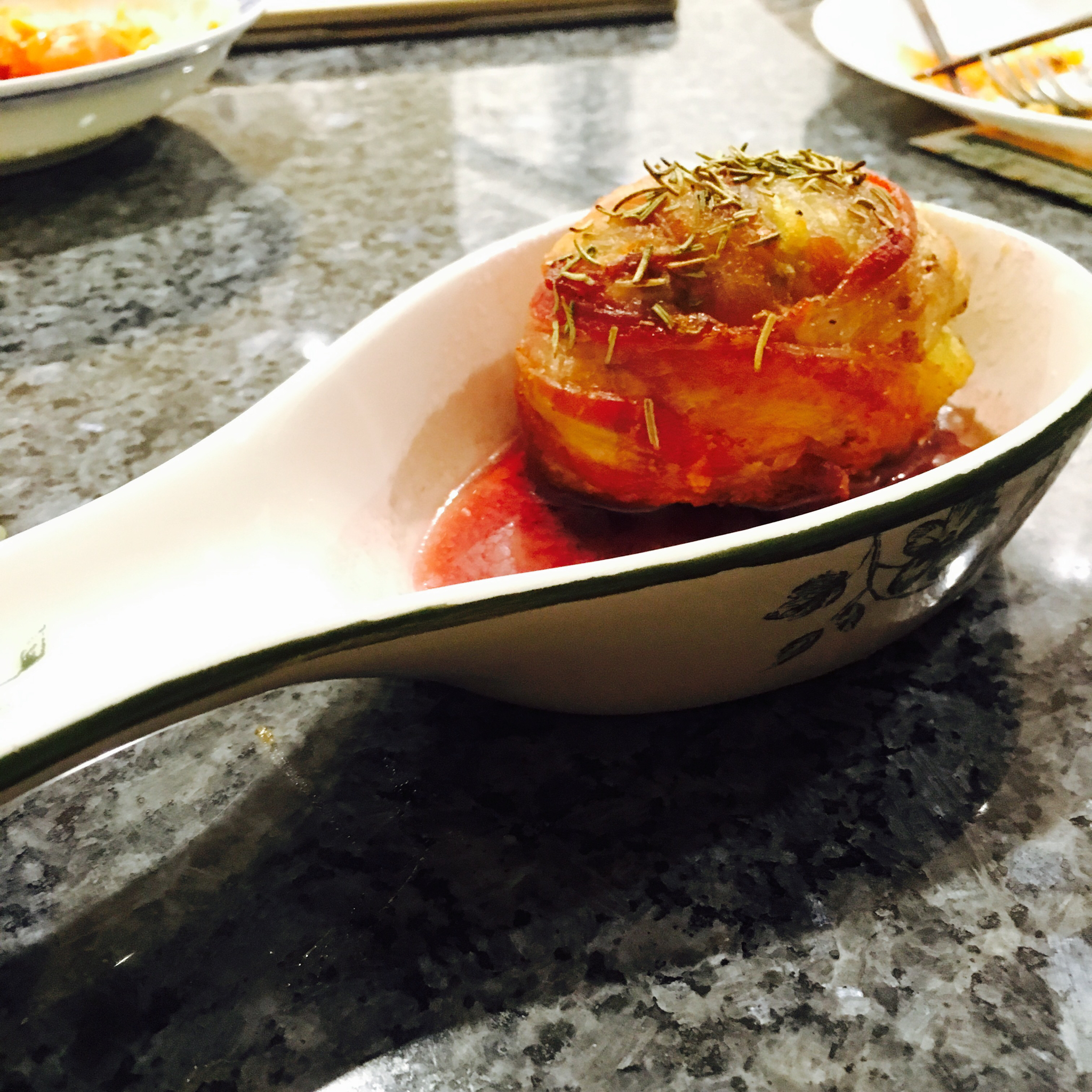 《食戟之灵》土豆培根烤肉
